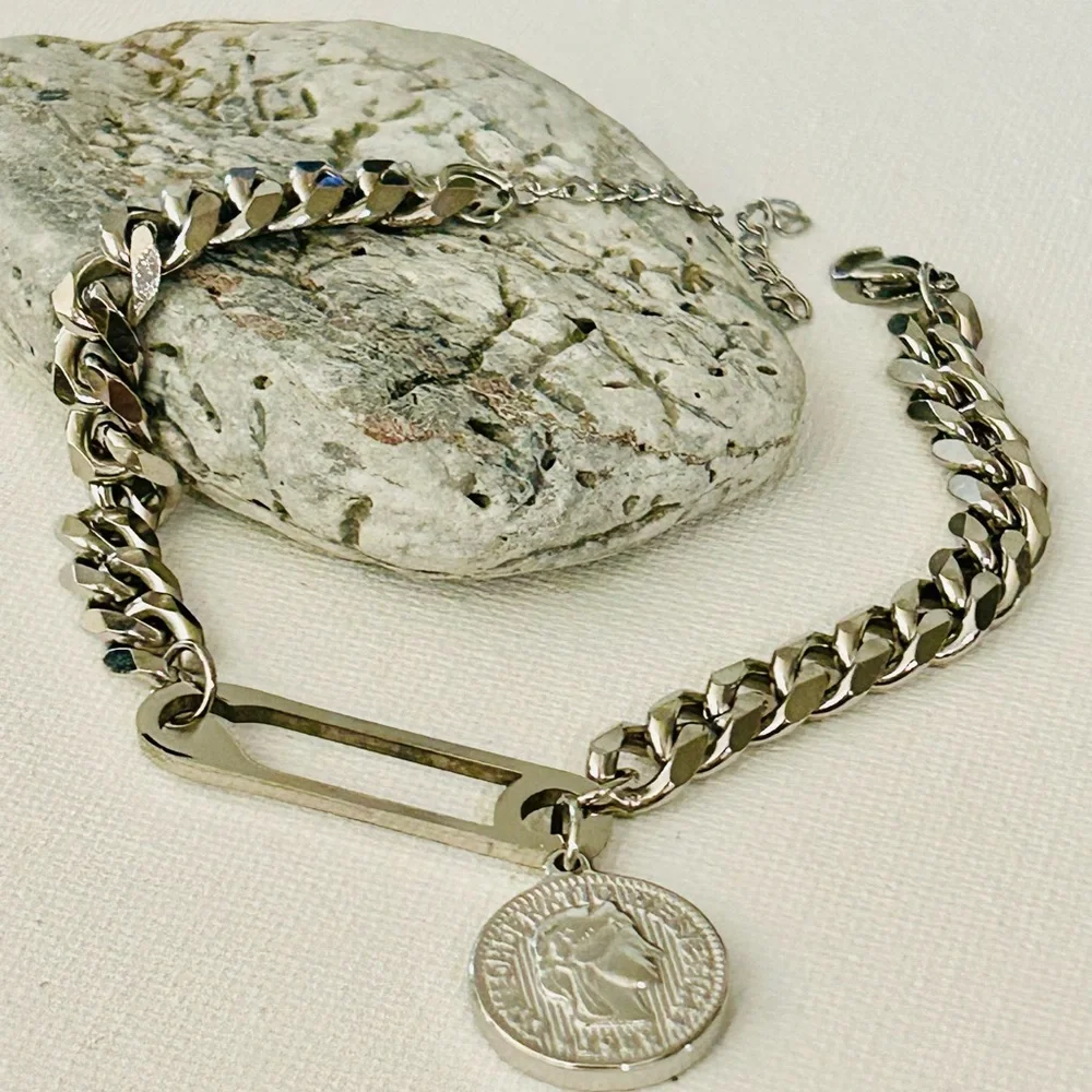 Coin chart stainless steel bracelet. Trendy jewelry. Cuban chain bracelet. - Picture 2 of 5